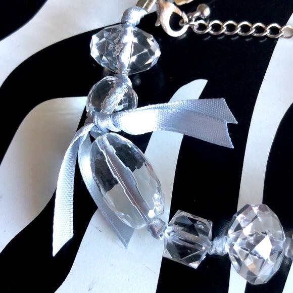 3 for $30 Stephan & Co. White Beaded Bracelet - Picture 2 of 3